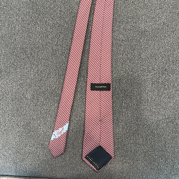 Zegna tie with beach umbrella print. - Picture 3 of 5